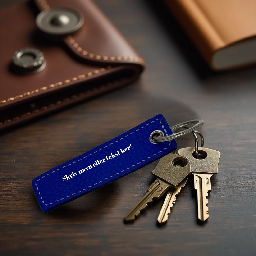 Nøglering i ægte læder med gravering – Blå