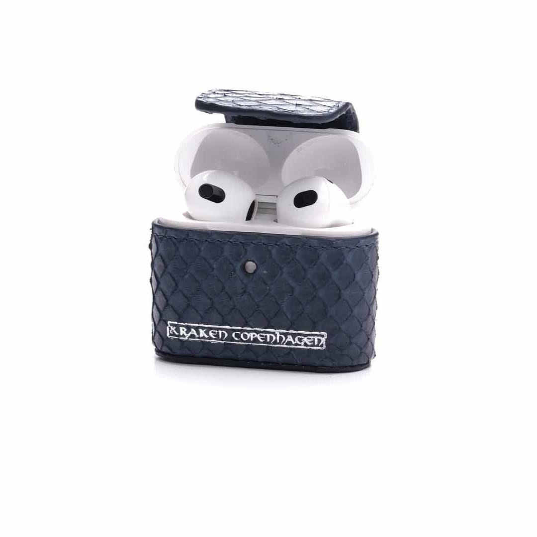 Bjørn-AirPods Cover Med Karabinhage-Mørkeblå